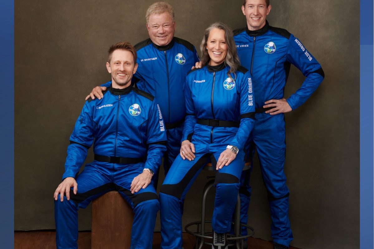 Capitán Kirk en el espacio
