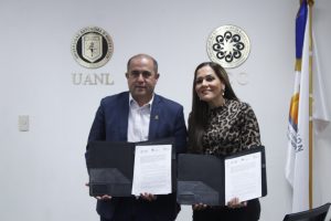 FCC firma convenio con Dairy Queen para impulso de desarrollo profesional
