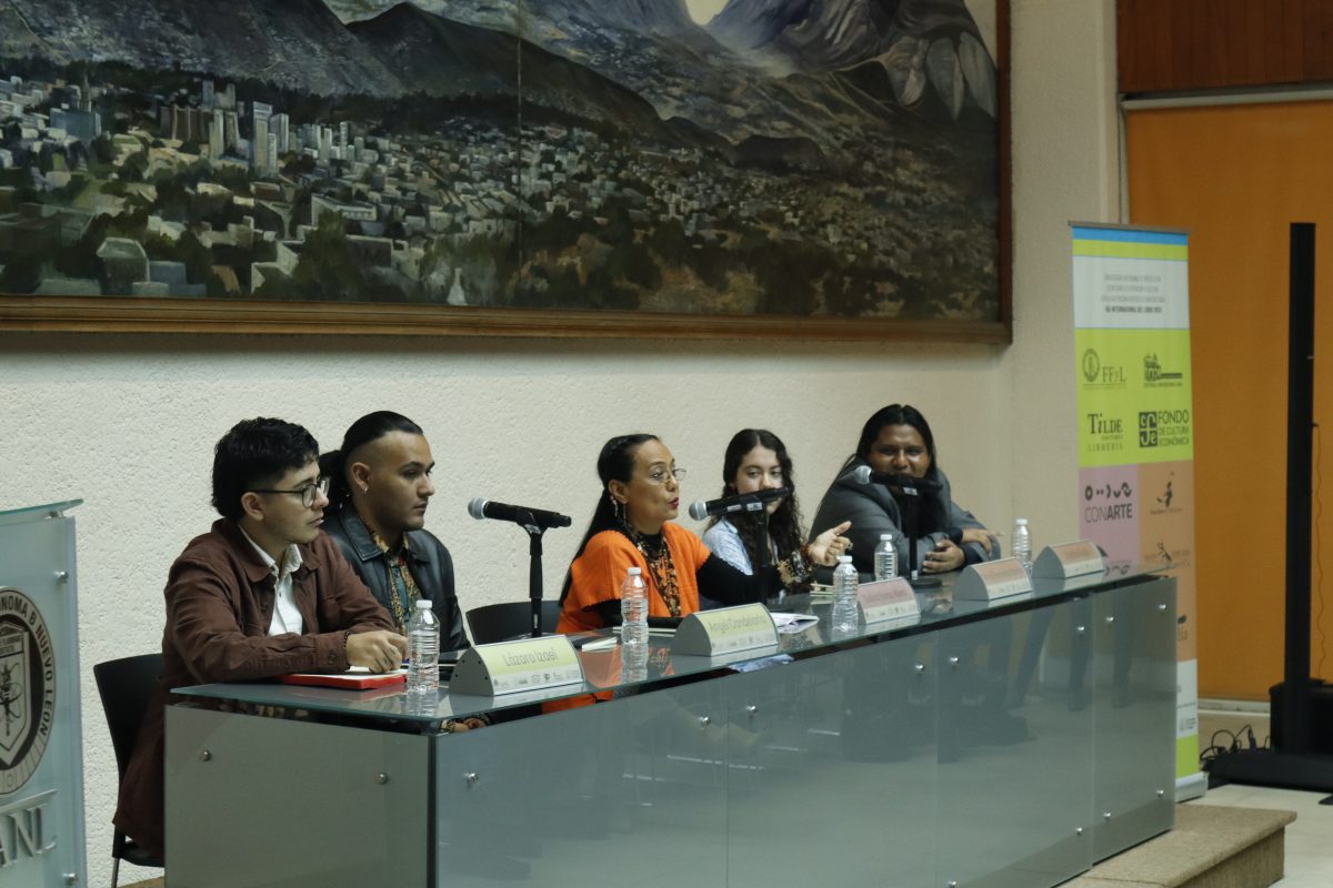 Estudiantes de la UANL presentan Antología en Celebración del Día Internacional del Libro