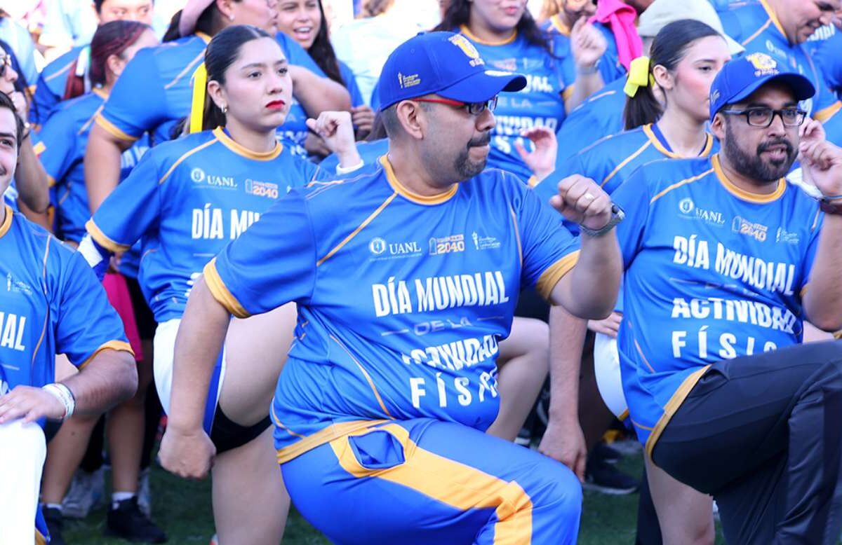 UANL realiza activación física
