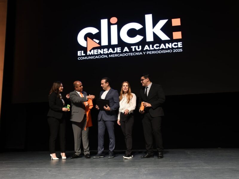 Roberto Martínez, Ericka Carmona y Francisco Lebrija comparten sus experiencias en primer bloque de CLICK