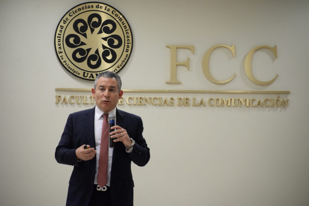 Inicia en FCC el ciclo de conferencias “Comunicación con los Expertos”