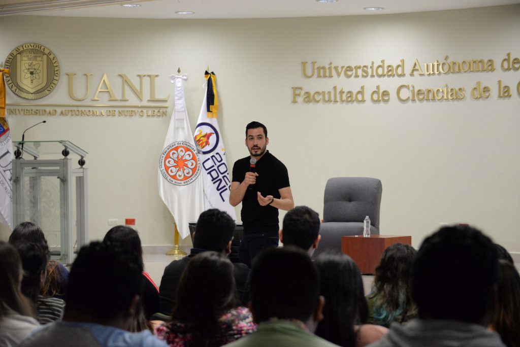 Comunicación y Emprendimiento. Conferencia de Daniel Pacheco en FCC