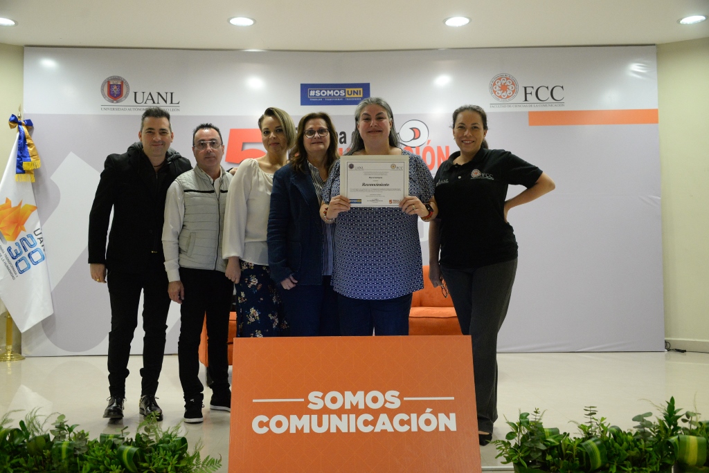 5ª Semana de la Comunicación en la FCC-UANL. Mayra Rodríguez, “Redes con Pasión”