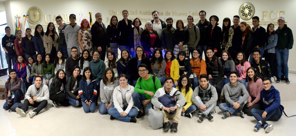 El Cineasta Carlos Lenin presenta en FCC “24°51’ Latitud Norte”