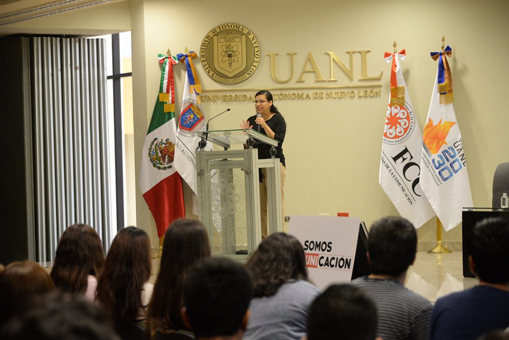 Ofrece charla la COTAI N.L. sobre protección de datos personales en redes sociales