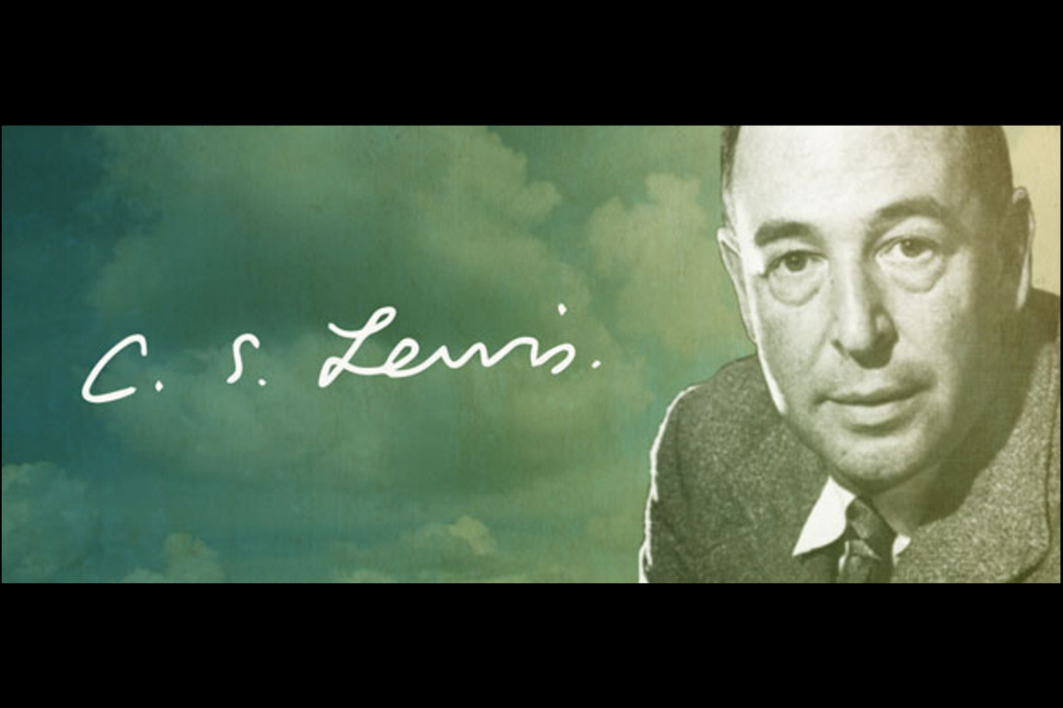 C. S. Lewis. 123 años de historia