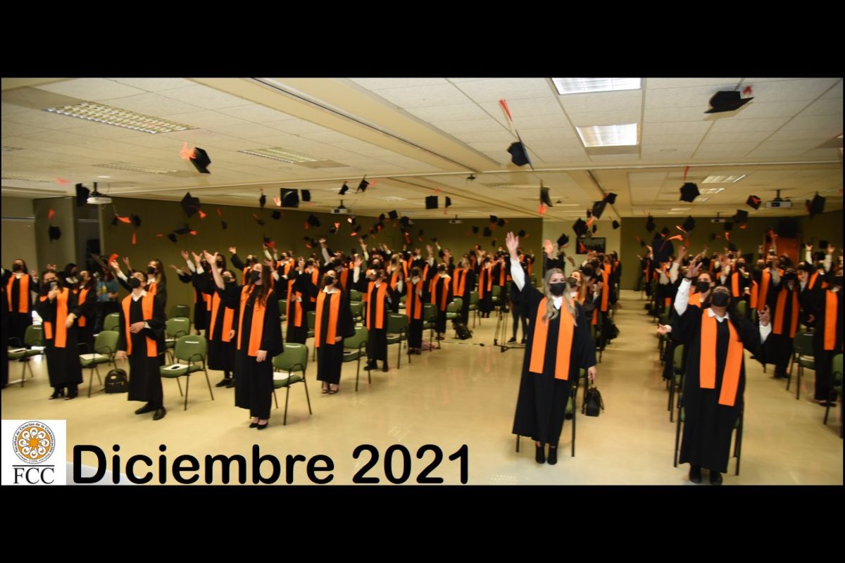 Ceremonia de terminación curricular de grado FCC, UANL.