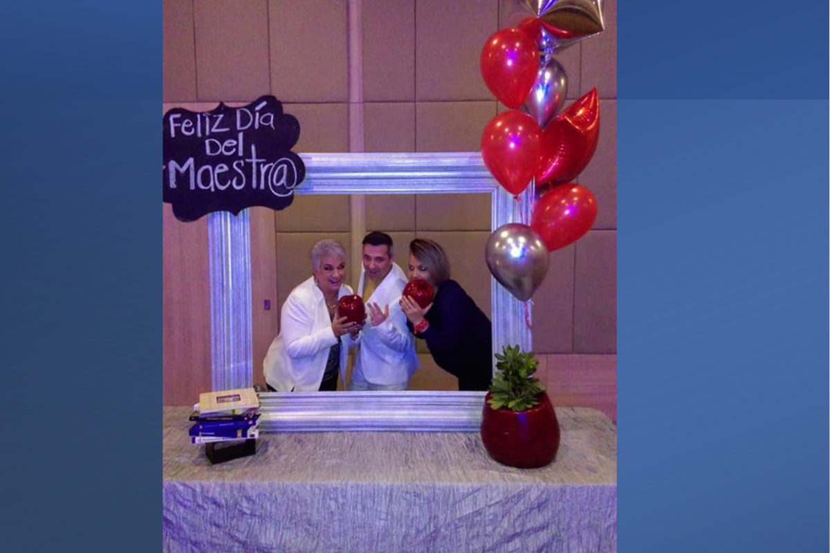 Día del Maestro FCC, UANL.