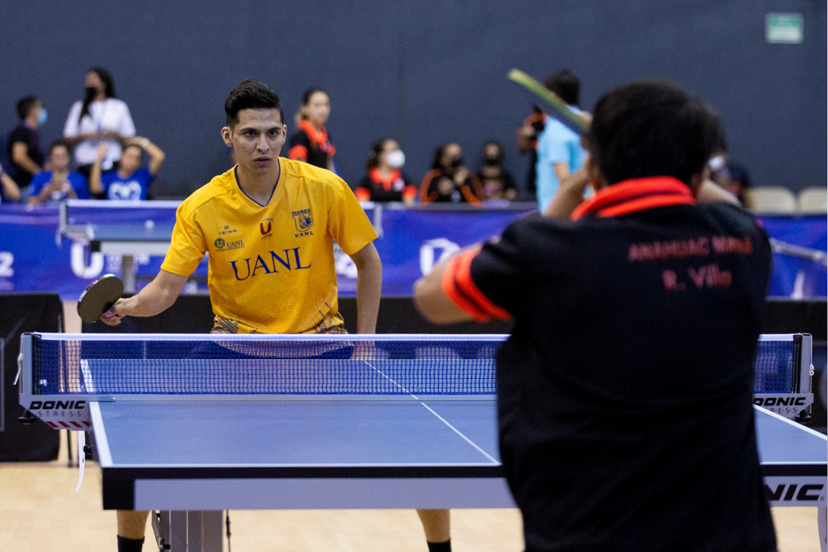 Medalla de bronce en tenis de mesa para los Tigres de la UANL en UACJ 2022