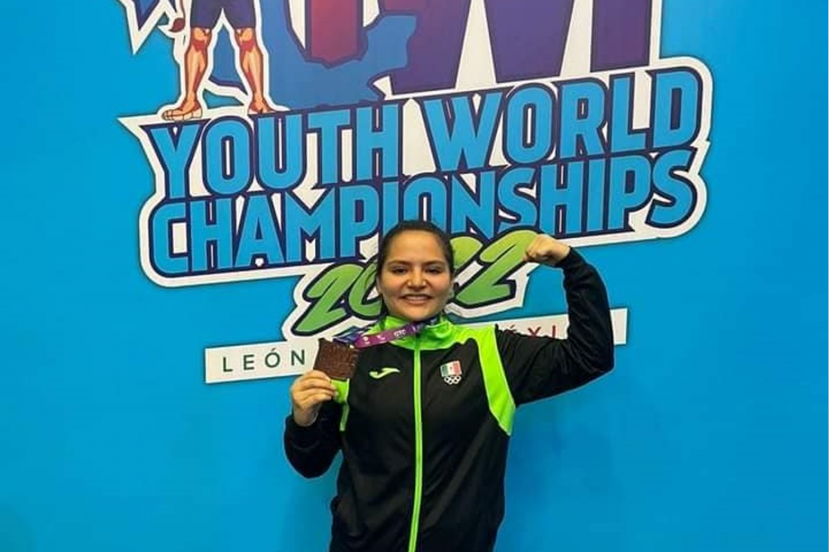 Bronce para alumna de la UANL en el Campeonato Mundial de Halterofilia Sub-17