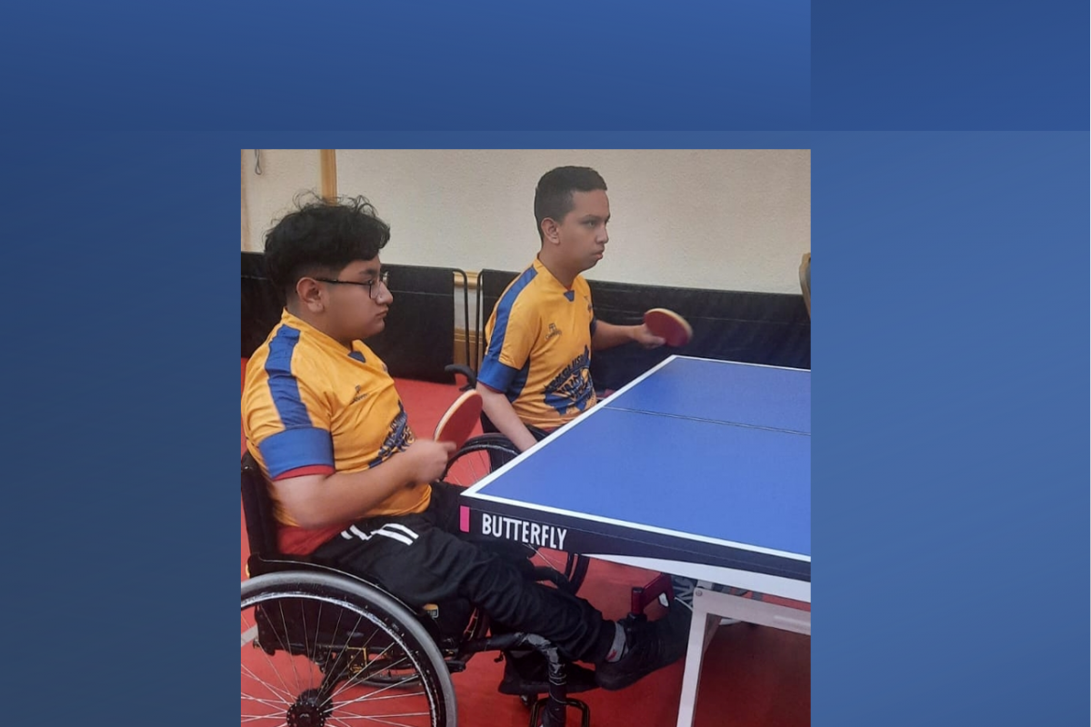 Alumnos de la UANL en Copa Mundial de Tenis de Mesa