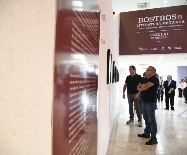 Exposición rostros de la literatura mexicana estará en la UANL hasta el 31 de julio