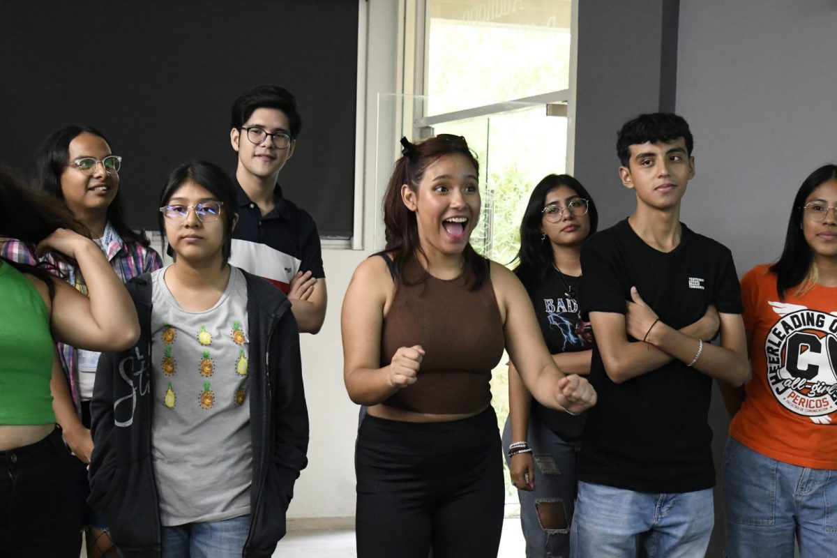 Geeks, Foráneos y Cinematografía FCC se unen a ver películas en convivio de integración