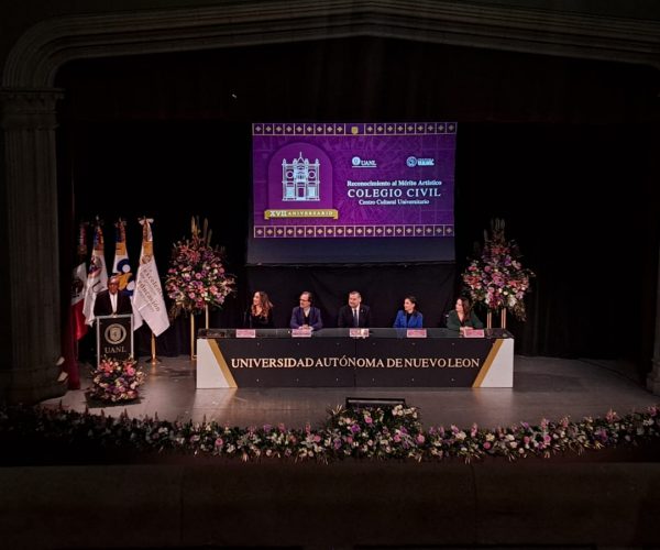 Colegio Civil celebra aniversario reconociendo artistas mexicanos