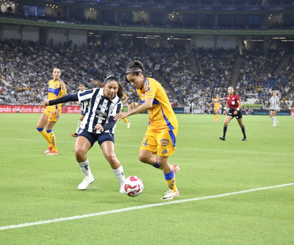 Tigres y Rayadas empatan en partido de ida de campeón de campeonas