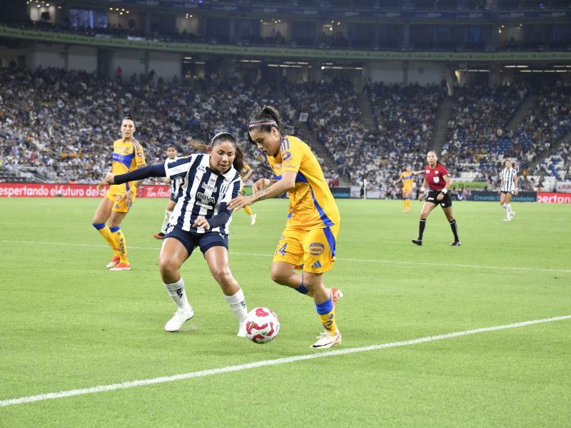 Tigres y Rayadas empatan en partido de ida de campeón de campeonas