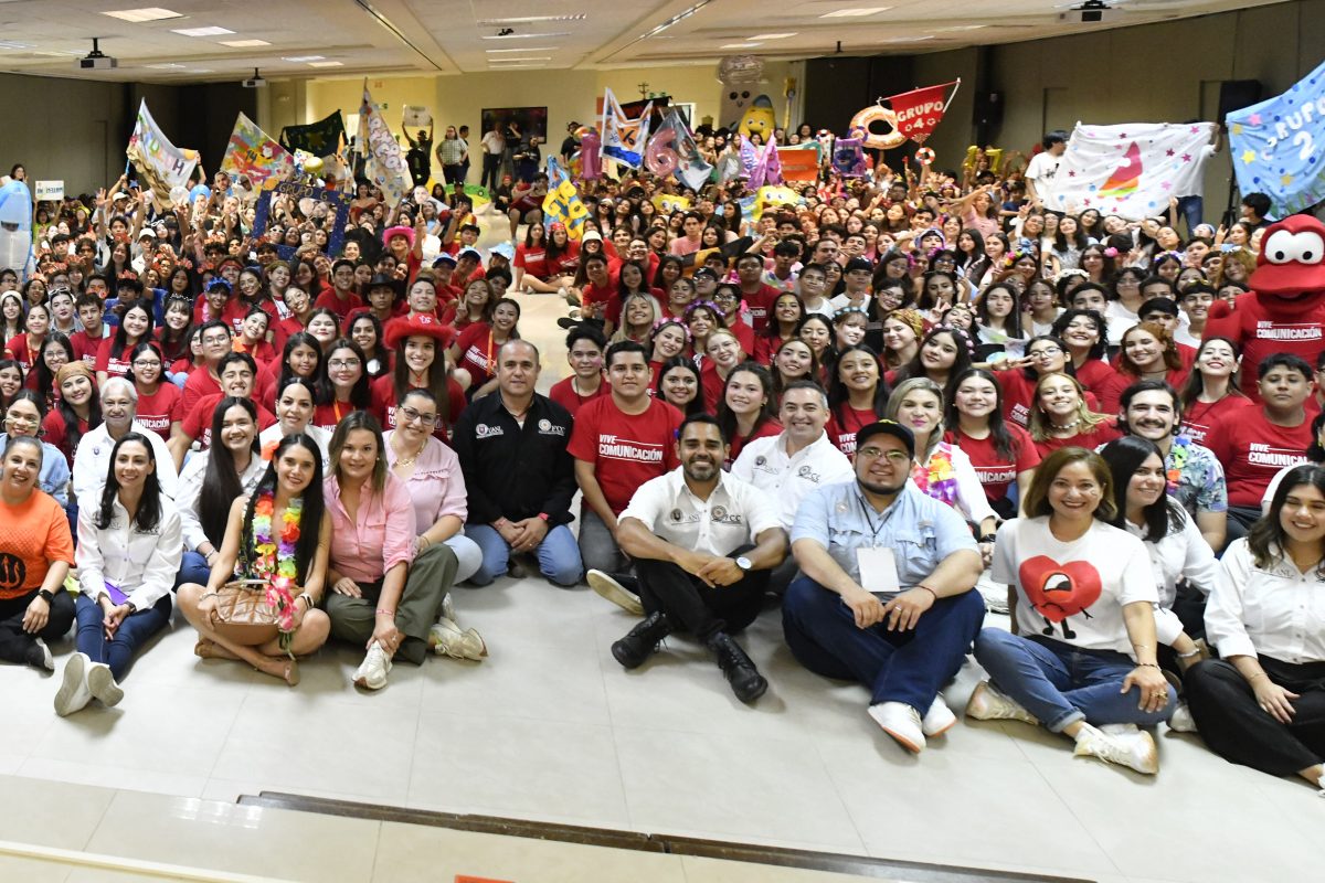 CIERRAN CURSOS DE INDUCCIÓN CON GRAN AMBIENTE ESTUDIANTIL EN FCC