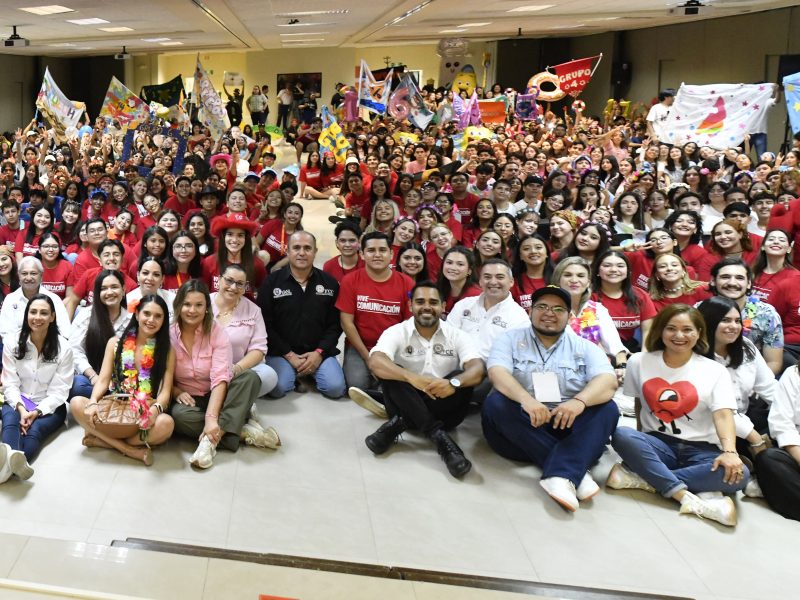 CIERRAN CURSOS DE INDUCCIÓN CON GRAN AMBIENTE ESTUDIANTIL EN FCC