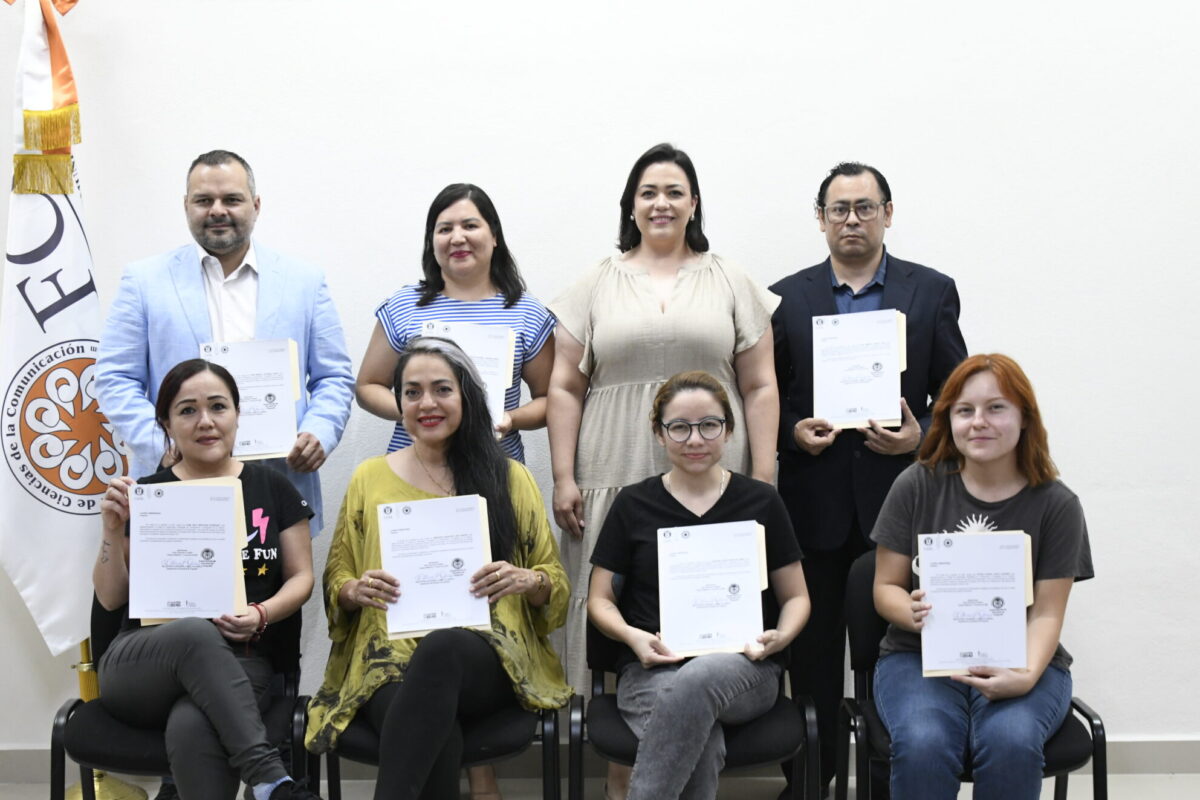 Posgrado FCC entrega constancias de movilidad académica