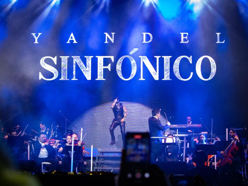 UANL festeja 92° aniversario con megaconcierto
