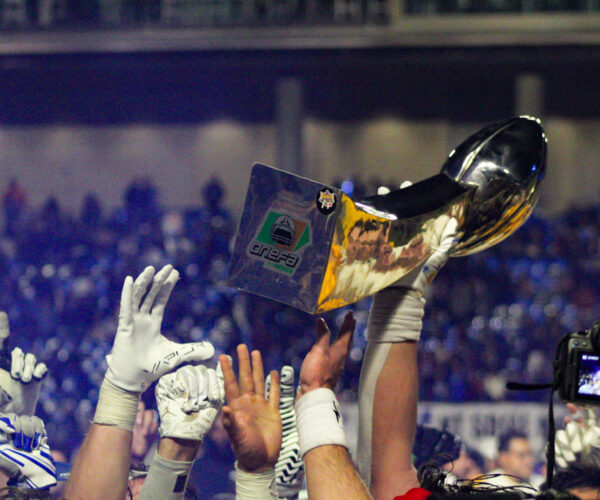 AUTÉNTICOS CAMPEONES DE LA LIGA ONEFA