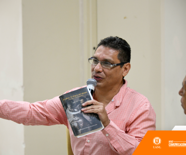 Jornada literaria en la Biblioteca de la FCC destaca el valor cultural del albur