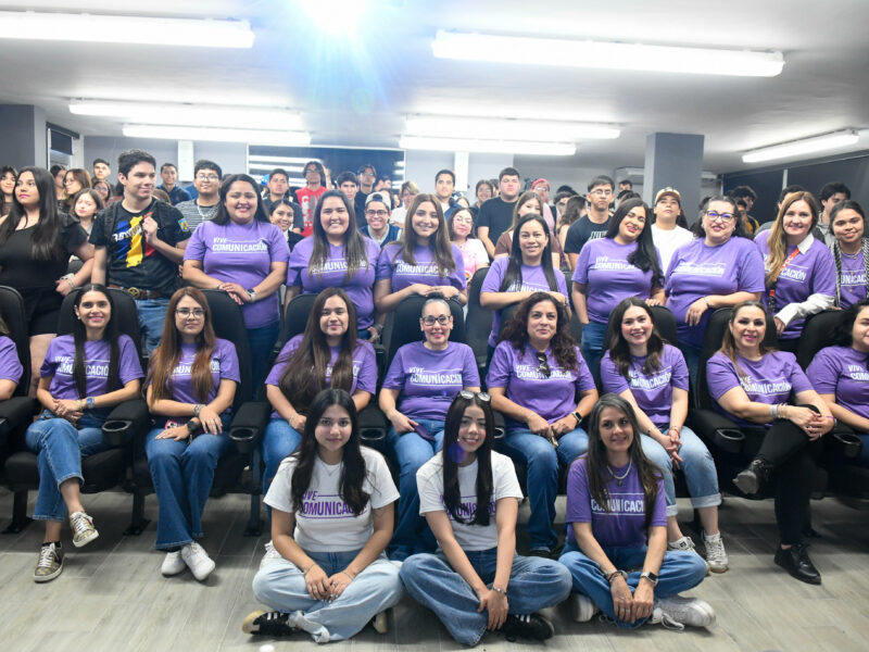 Estudiantes abordan reflexiones sobre ser mujer en la sociedad