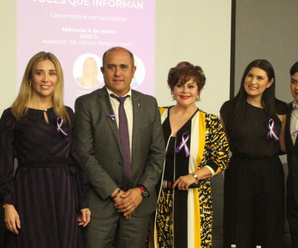 Conmemoran el 8M con la conferencia Mujeres al aire: Voces que informan