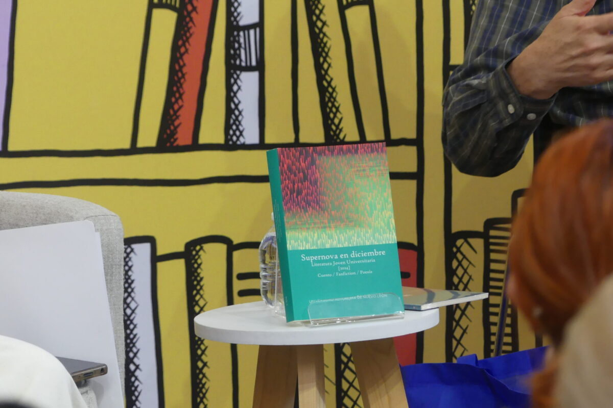 Presentan libros de Literatura Joven Universitaria