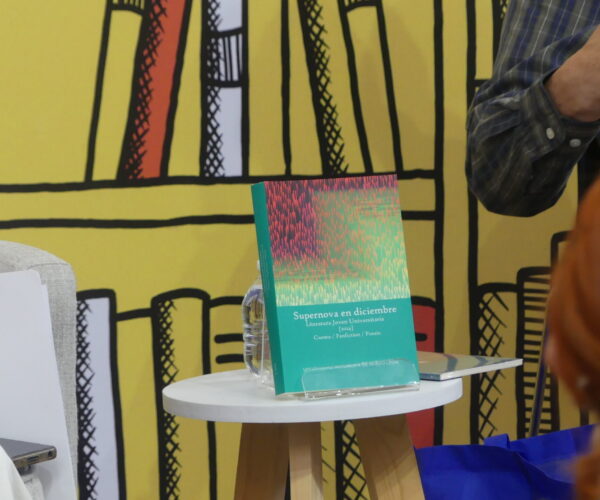 Presentan libros de Literatura Joven Universitaria