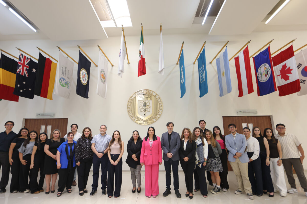 Estudiantes de Ciencias de la Comunicación representarán a la UANL en Disney