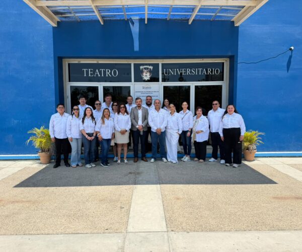Comunidad Académica de FCC participa en encuentro 37 de AMIC