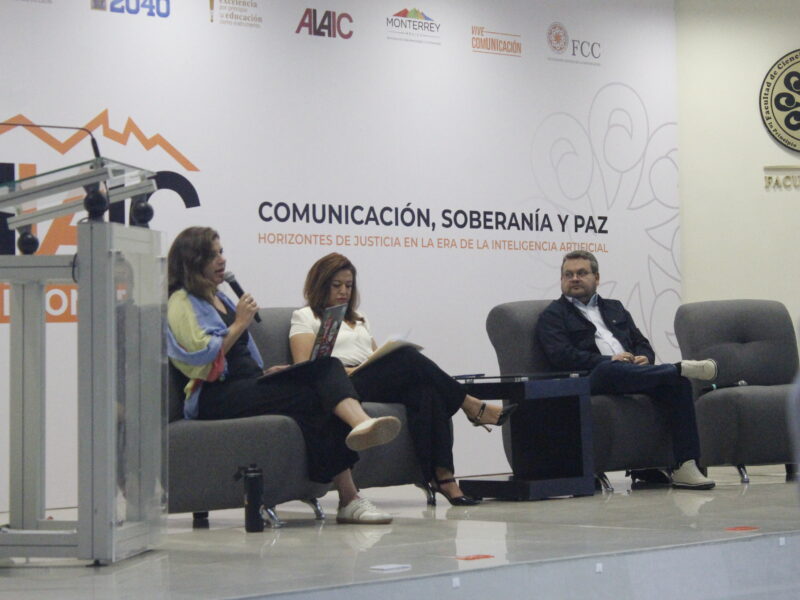 Discuten en ALAIC sobre papel de comunicación y economía política en propiedad de recursos naturales