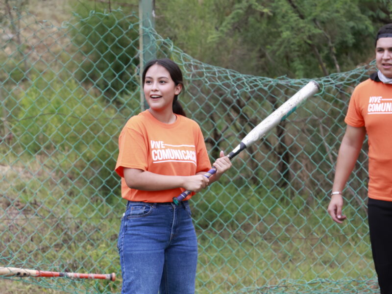 Estudiantes de nuevo ingreso conocen equipos representativos de la FCC